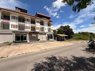 For rent and for sale 5 bedrooms retail Space in Si Racha, Chonburi