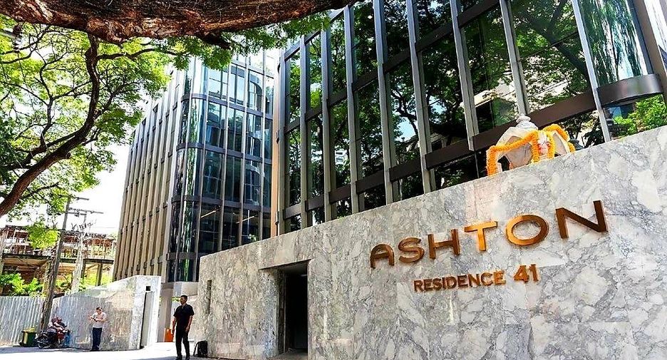For rent and for sale 3 bedrooms condo in Watthana, Bangkok