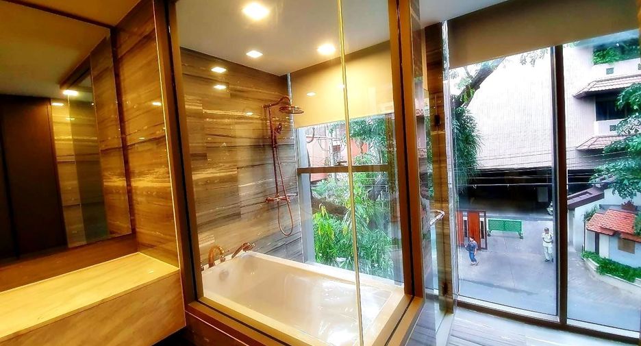 For rent and for sale 3 bedrooms condo in Watthana, Bangkok