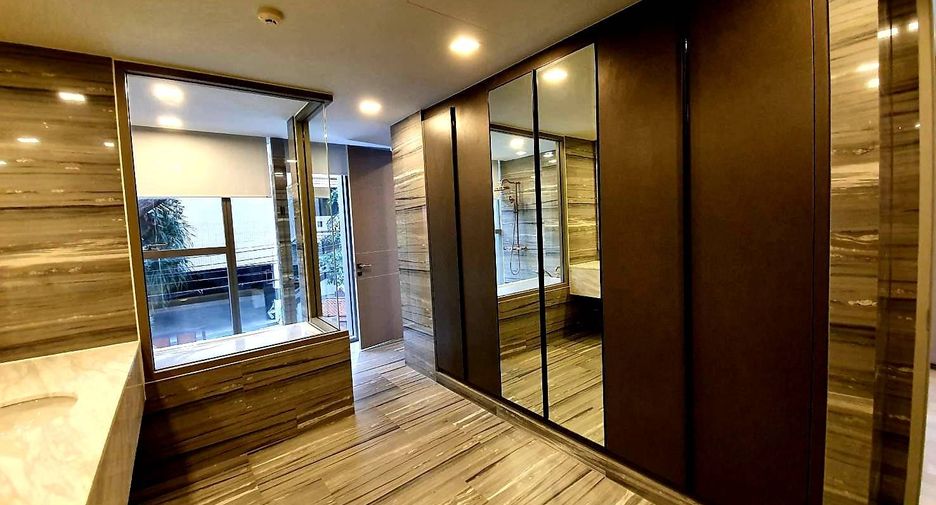 For rent and for sale 3 bedrooms condo in Watthana, Bangkok