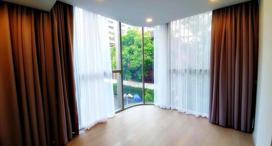 For rent and for sale 3 bedrooms condo in Watthana, Bangkok