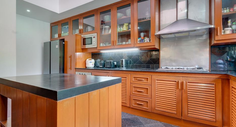 For sale 4 bed villa in Mueang Phuket, Phuket