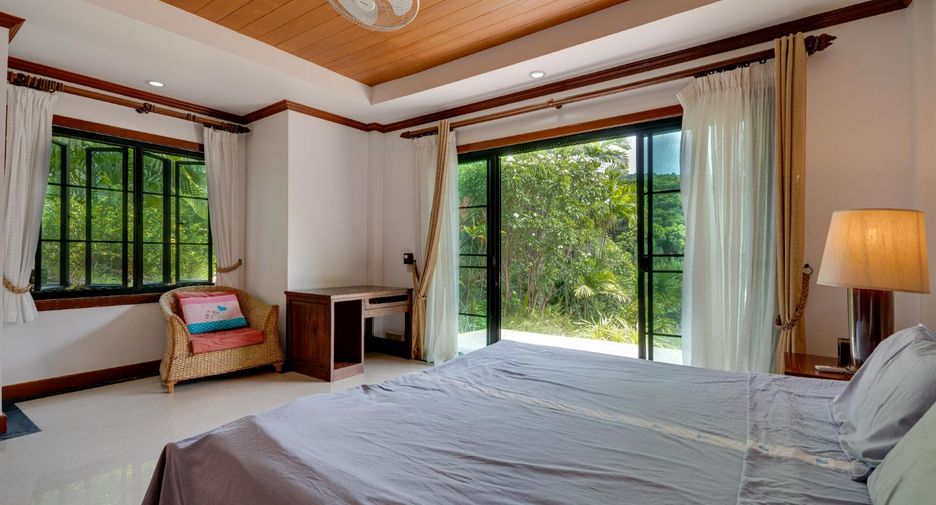 For sale 4 bed villa in Mueang Phuket, Phuket