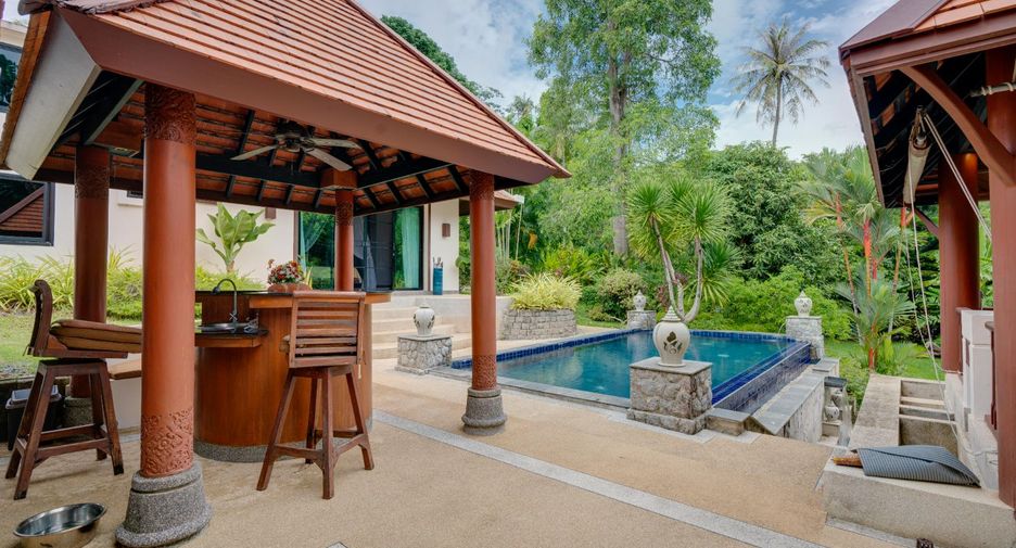 For sale 4 bed villa in Mueang Phuket, Phuket