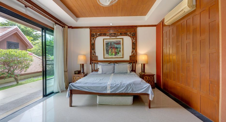 For sale 4 bed villa in Mueang Phuket, Phuket