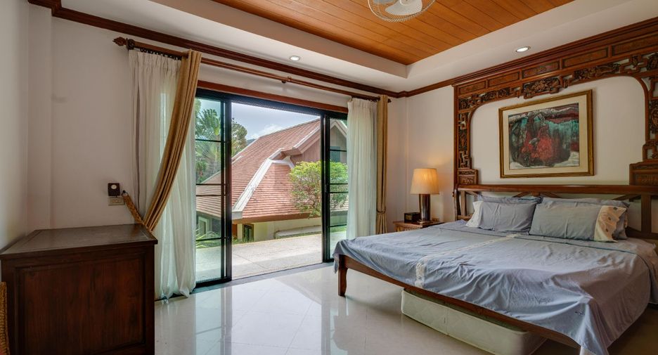For sale 4 bed villa in Mueang Phuket, Phuket