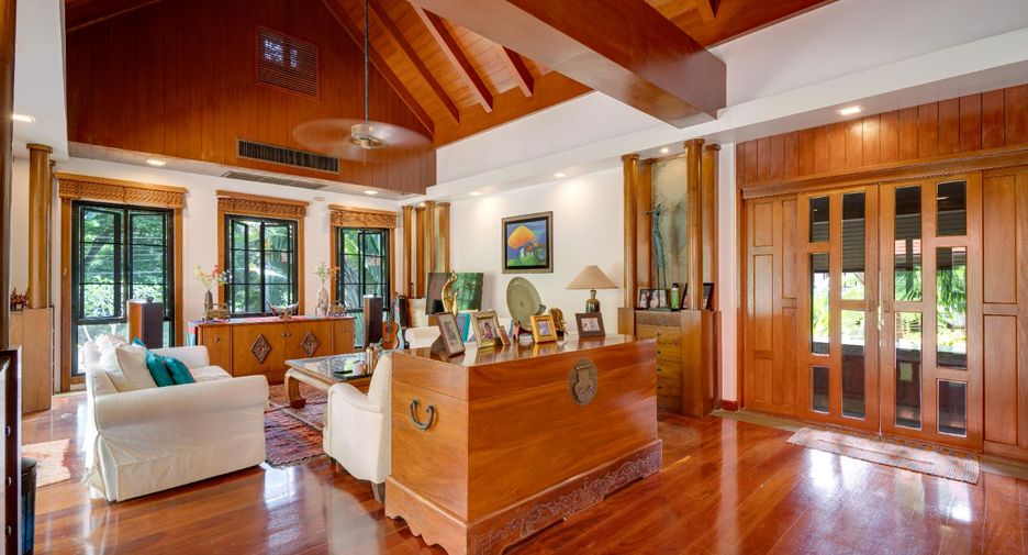 For sale 4 bed villa in Mueang Phuket, Phuket