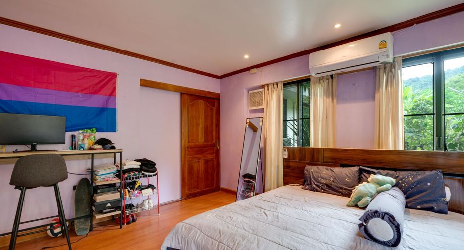 For sale 4 bed villa in Mueang Phuket, Phuket