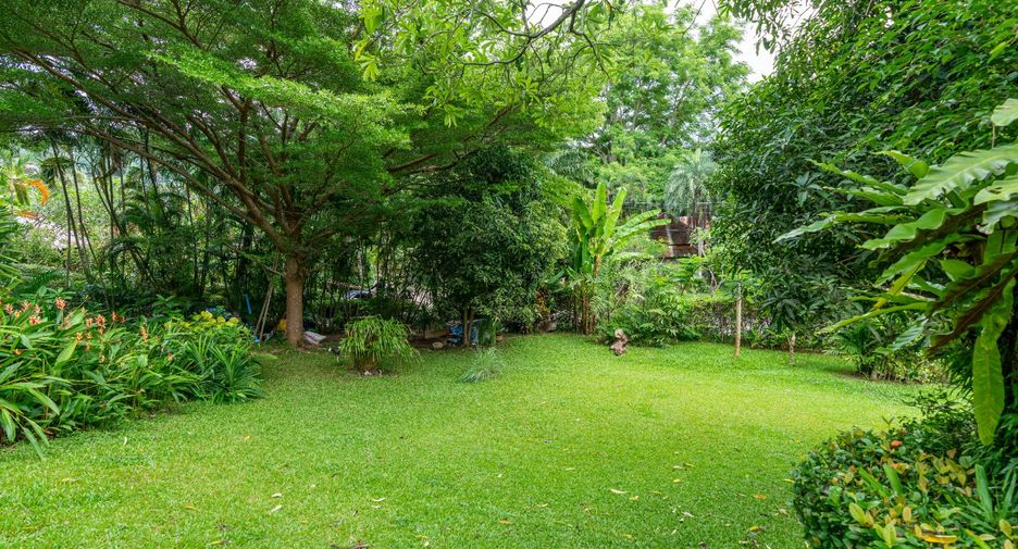 For sale 4 bed villa in Mueang Phuket, Phuket