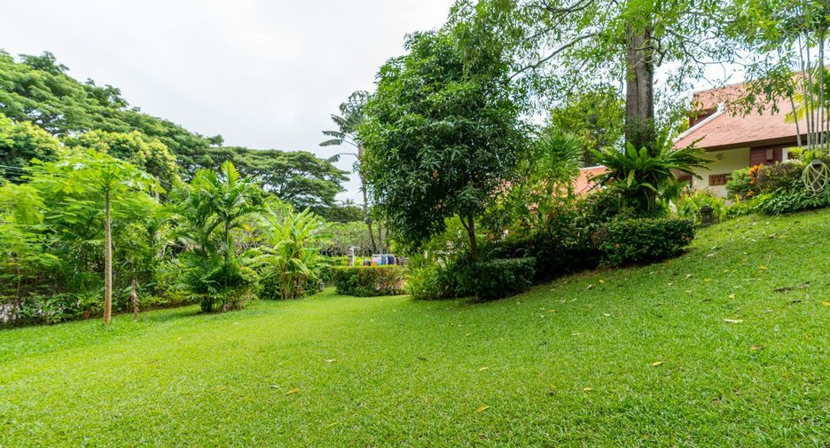 For sale 4 bed villa in Mueang Phuket, Phuket