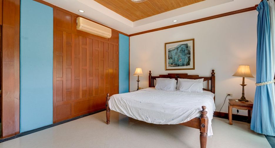 For sale 4 bed villa in Mueang Phuket, Phuket