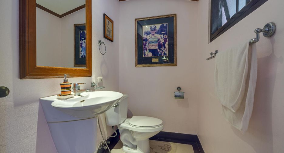 For sale 4 bed villa in Mueang Phuket, Phuket