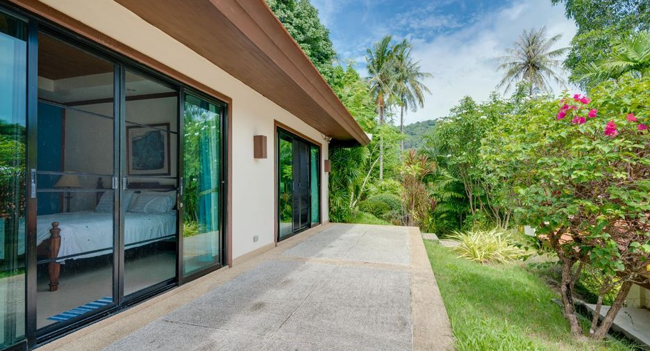 For sale 4 bed villa in Mueang Phuket, Phuket