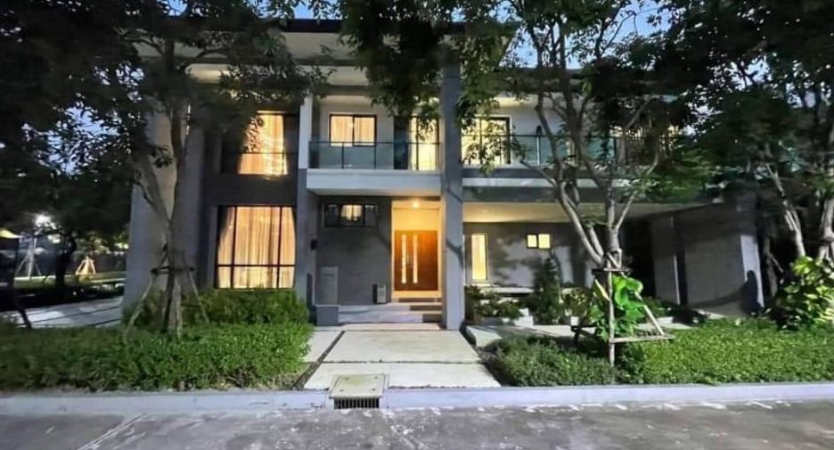 À vendre 6 chambres maison à Wang Thonglang, Bangkok