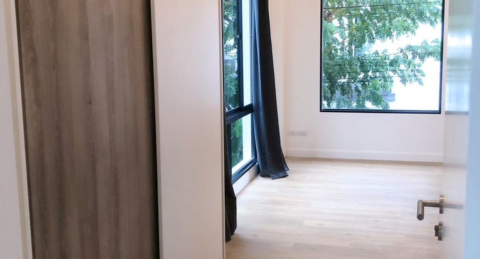 For rent 3 bedrooms villa in Mueang Phuket, Phuket