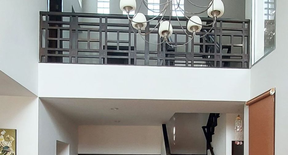 For sale 3 bed villa in Klaeng, Rayong