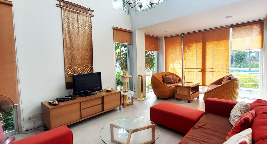 For sale 3 bed villa in Klaeng, Rayong