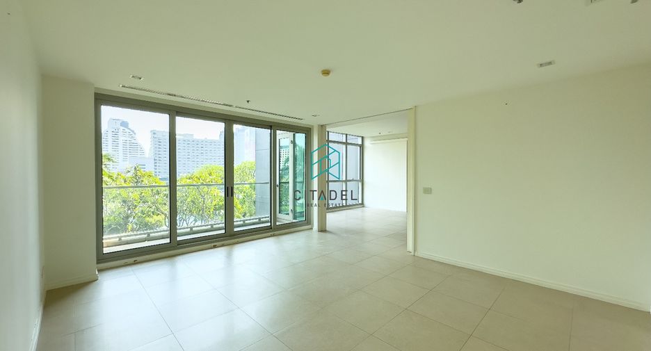 For rent and for sale 3 bedrooms condo in Sathon, Bangkok