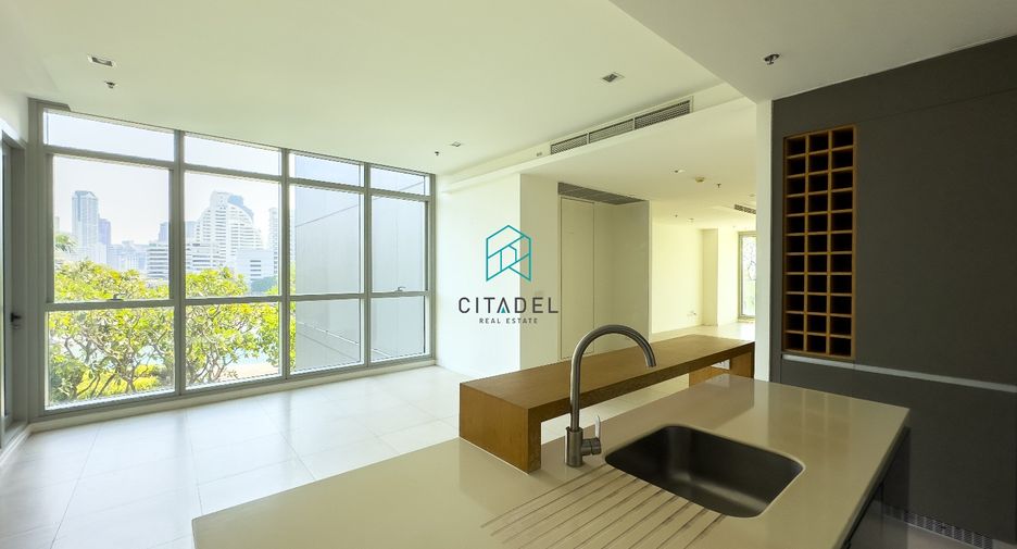 For rent and for sale 3 bedrooms condo in Sathon, Bangkok