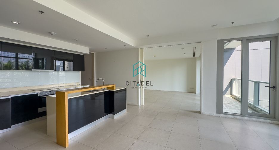 For rent and for sale 3 bedrooms condo in Sathon, Bangkok
