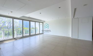 For rent and for sale 3 bedrooms condo in Sathon, Bangkok