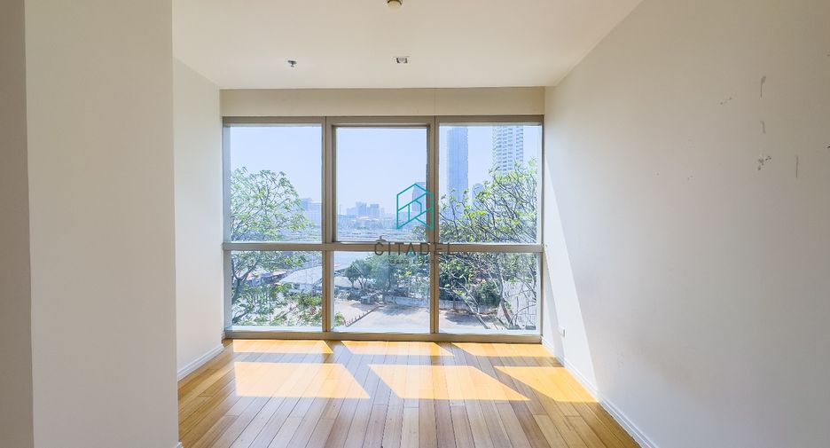 For rent and for sale 3 bedrooms condo in Sathon, Bangkok