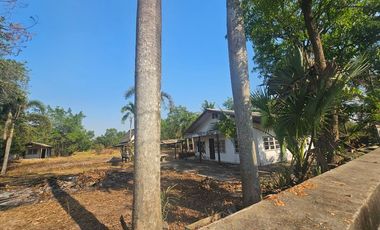 À vendre terrain à Ongkharak, Nakhon Nayok