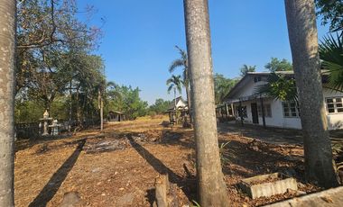 À vendre terrain à Ongkharak, Nakhon Nayok