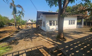 À vendre terrain à Ongkharak, Nakhon Nayok