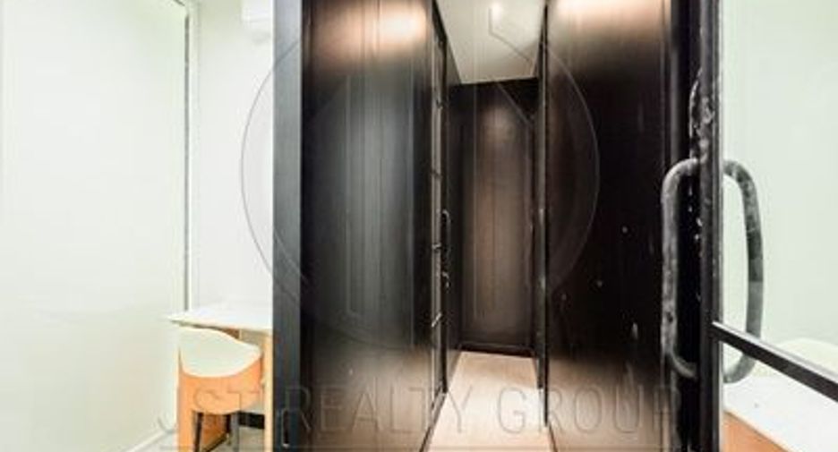 For sale office in Huai Khwang, Bangkok