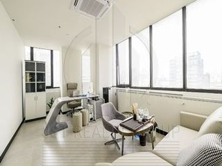 For sale office in Huai Khwang, Bangkok