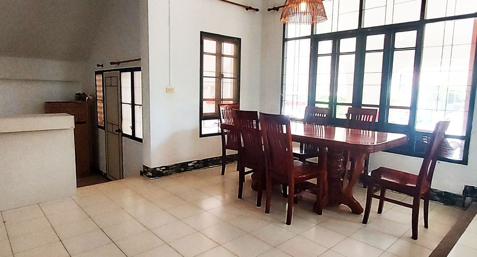 For sale 4 bed villa in Mueang Rayong, Rayong