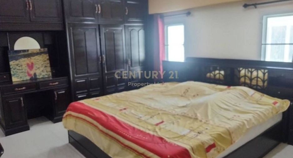 For sale 8 bedrooms house in Phasi Charoen, Bangkok