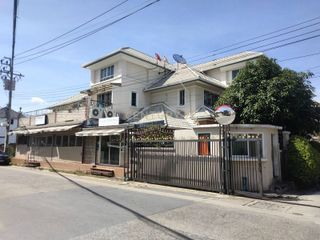 For sale 8 Beds house in Phasi Charoen, Bangkok