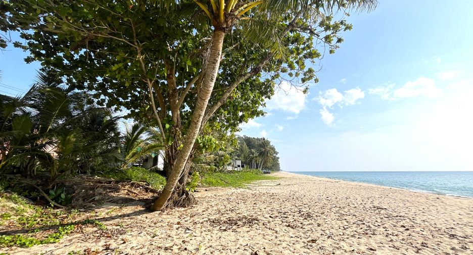 Terreno en venta en Thai Mueang, Phang Nga