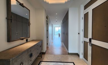 For rent 3 bed condo in Khlong San, Bangkok