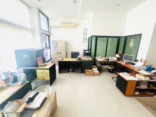 For sale 3 bed office in Wang Thonglang, Bangkok