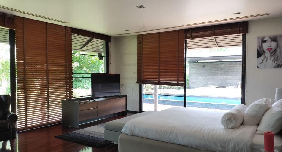 For rent 4 bedrooms villa in Kathu, Phuket