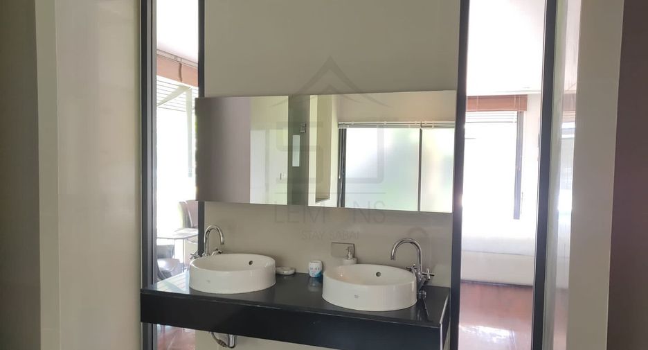 For rent 4 bedrooms villa in Kathu, Phuket
