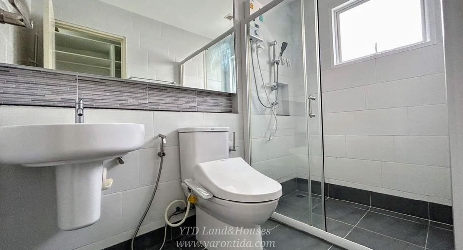 Haus zum Kauf mit 4 Zimmer in Prawet, Bangkok