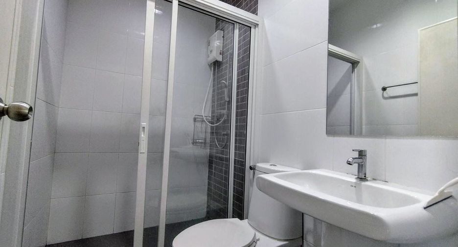 À vendre 4 chambres maison de ville à Phra Pradaeng, Samut Prakan