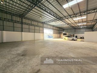 For rent warehouse in Lam Luk Ka, Pathum Thani
