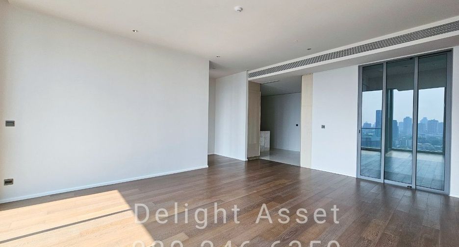 For sale 2 bedrooms condo in Khlong Toei, Bangkok