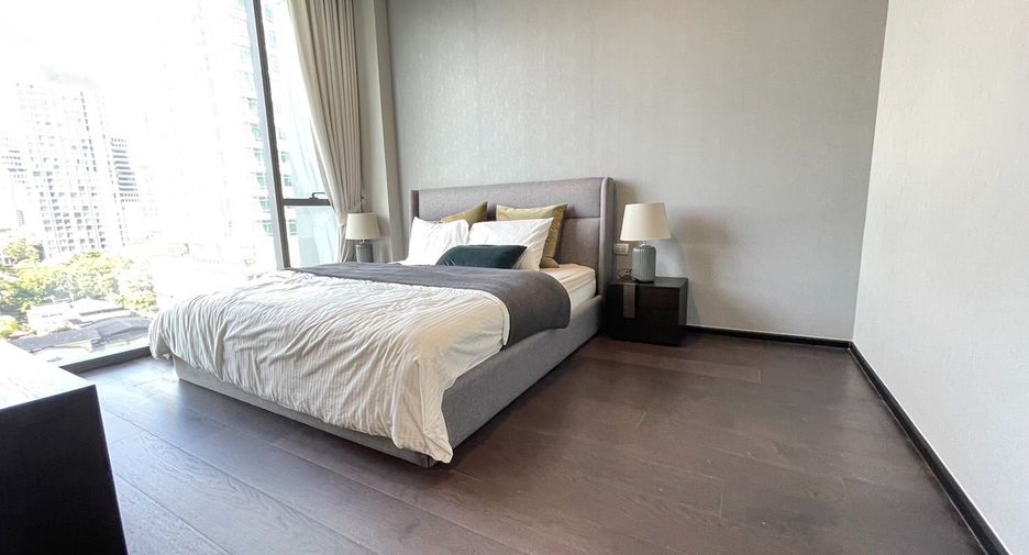 For rent 2 bedrooms condo in Khlong Toei, Bangkok