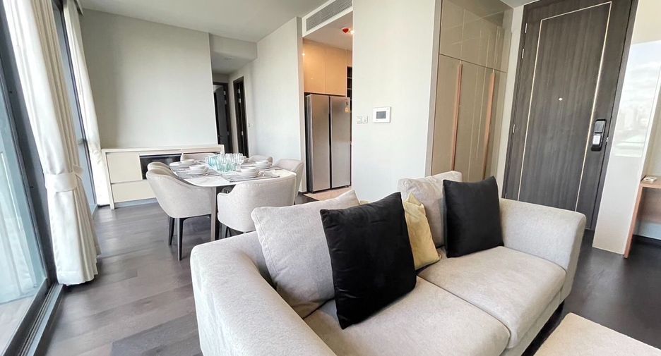 For rent 2 bedrooms condo in Khlong Toei, Bangkok