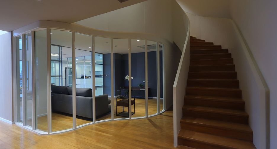Apartamento en alquiler de 4 habitaciones en Watthana, Bangkok