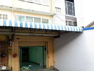 For rent 4 Beds house in Bangkok Yai, Bangkok
