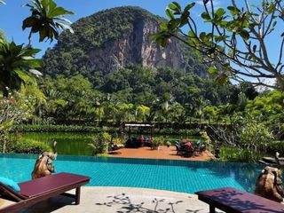 For sale 5 Beds villa in Mueang Krabi, Krabi