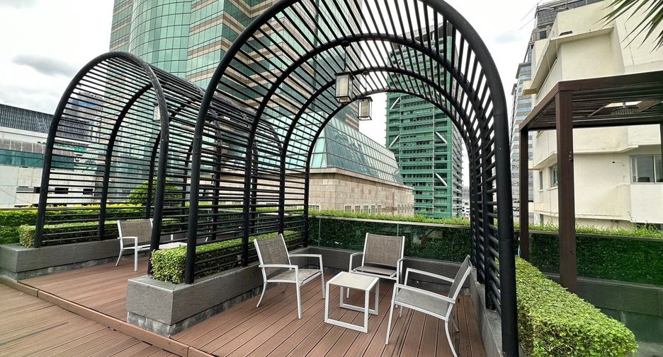 For sale 2 bedrooms condo in Sathon, Bangkok