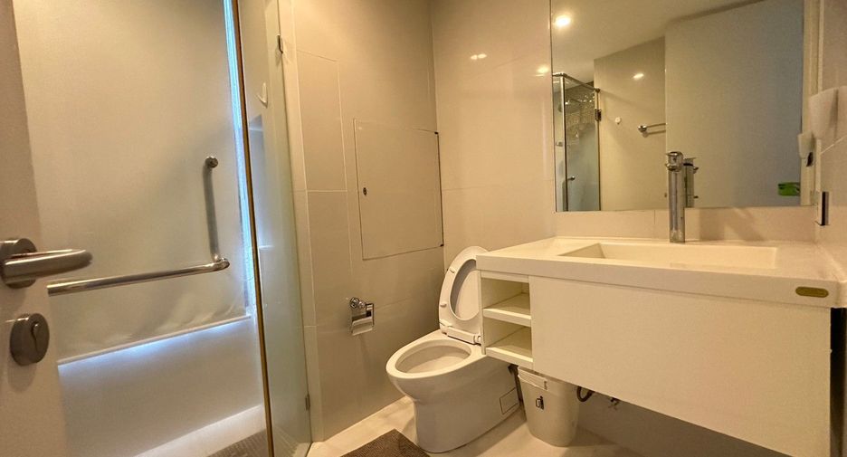 For sale 2 bedrooms condo in Sathon, Bangkok
